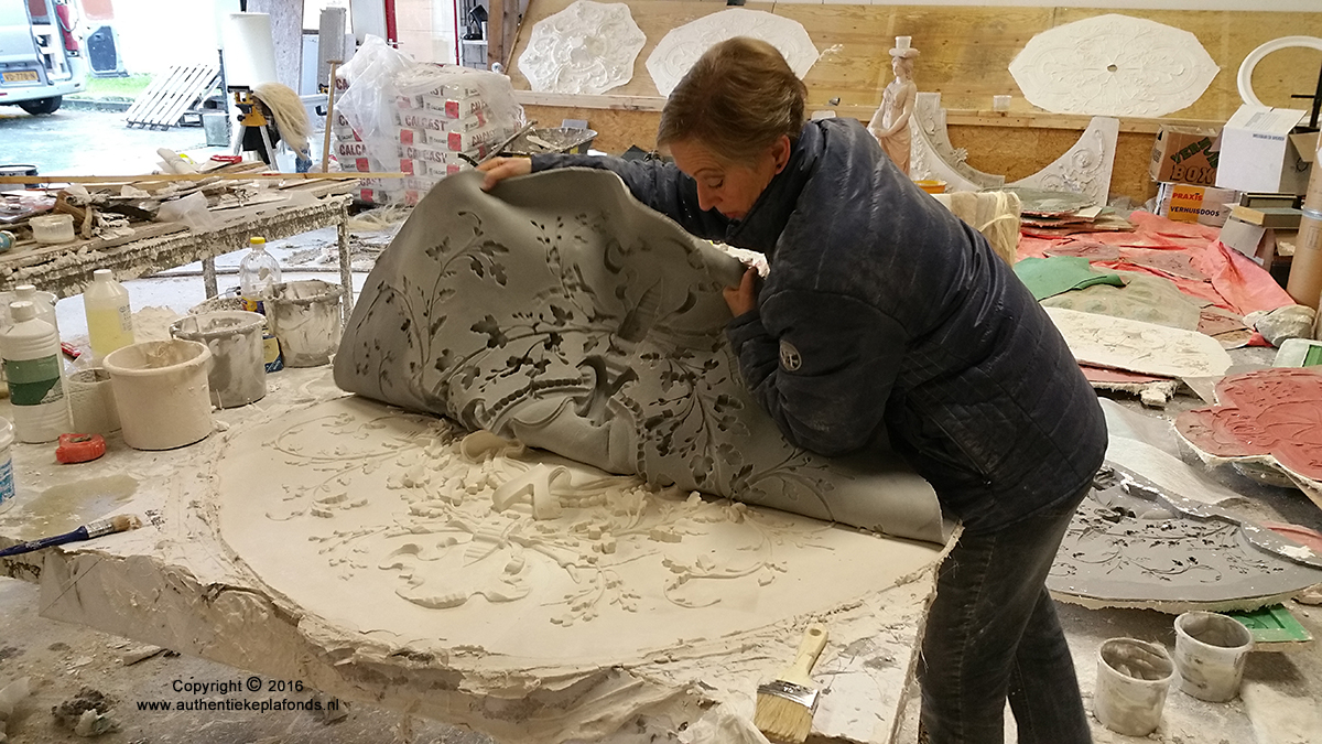 restauratie authentiek silberling middenornament